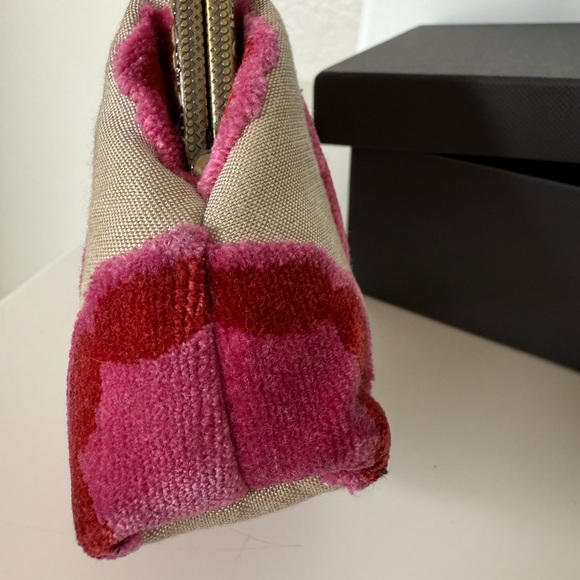 Nina Pink and Cream Patterned Clutch - Picture 8 of 11